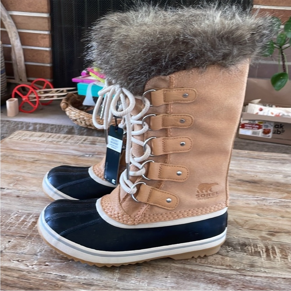 Sorel Joan of Arctic Waterproof Boots New